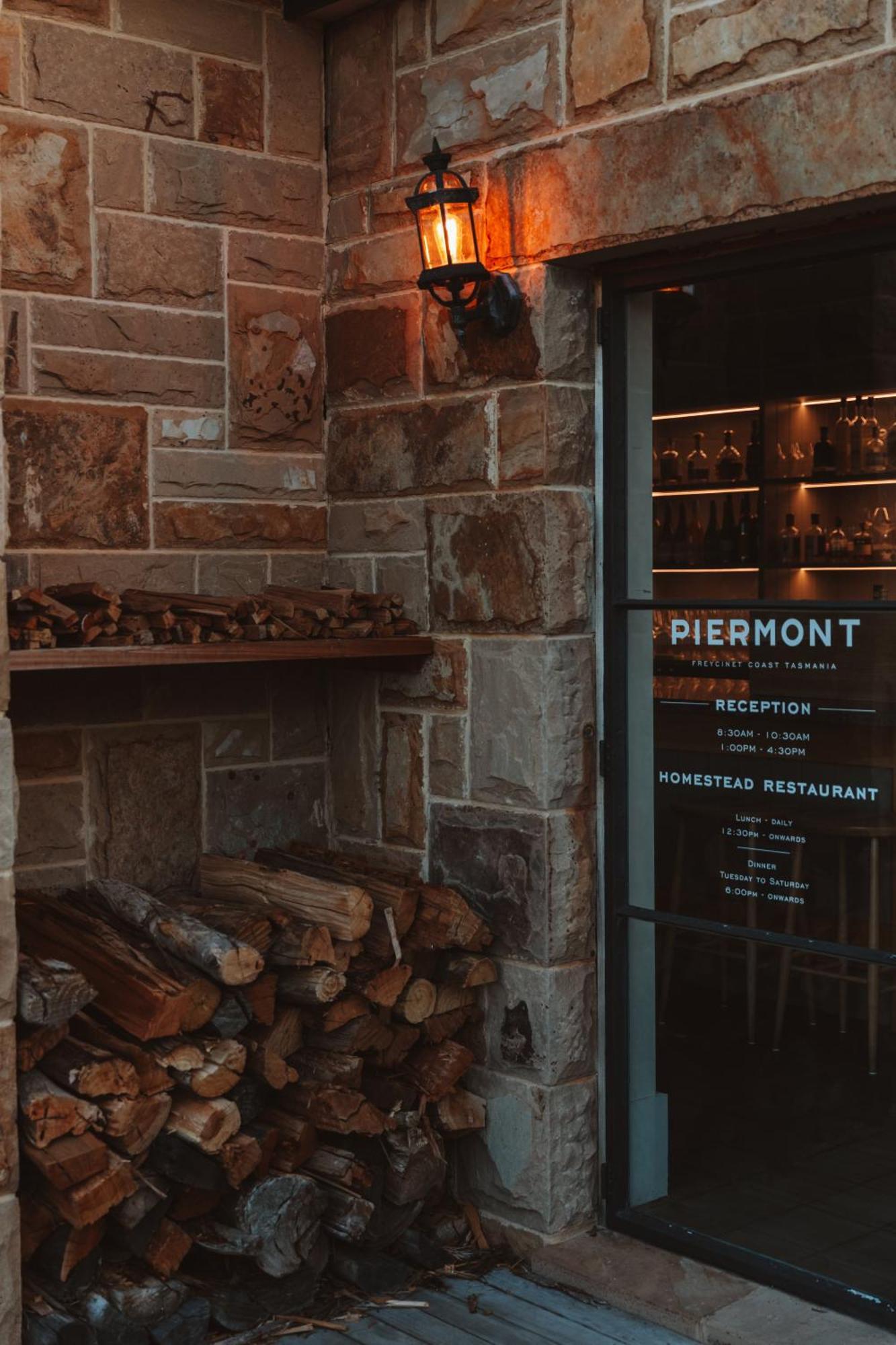 Piermont Retreat 4* Swansea