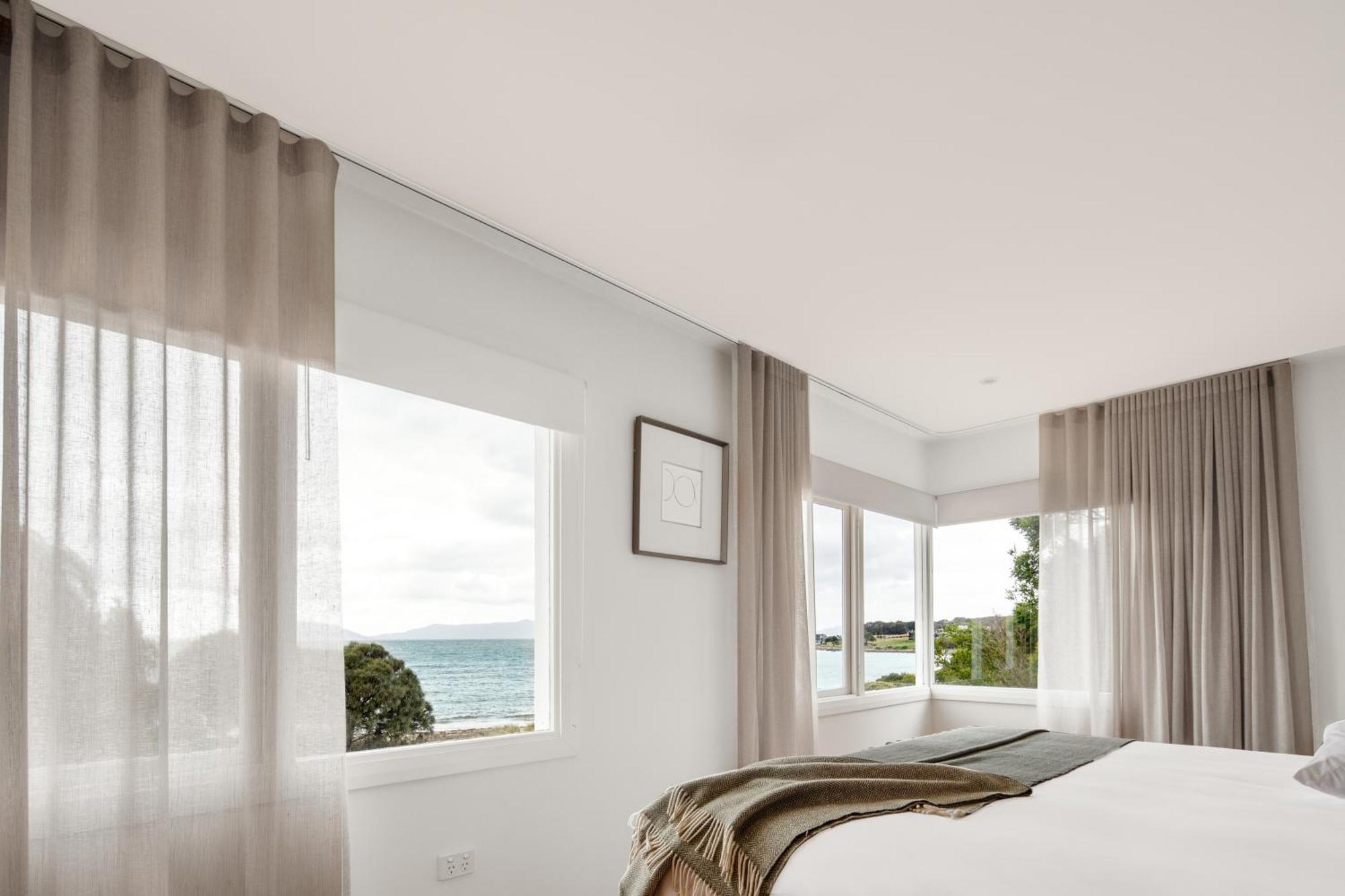 Piermont Retreat 4* Swansea