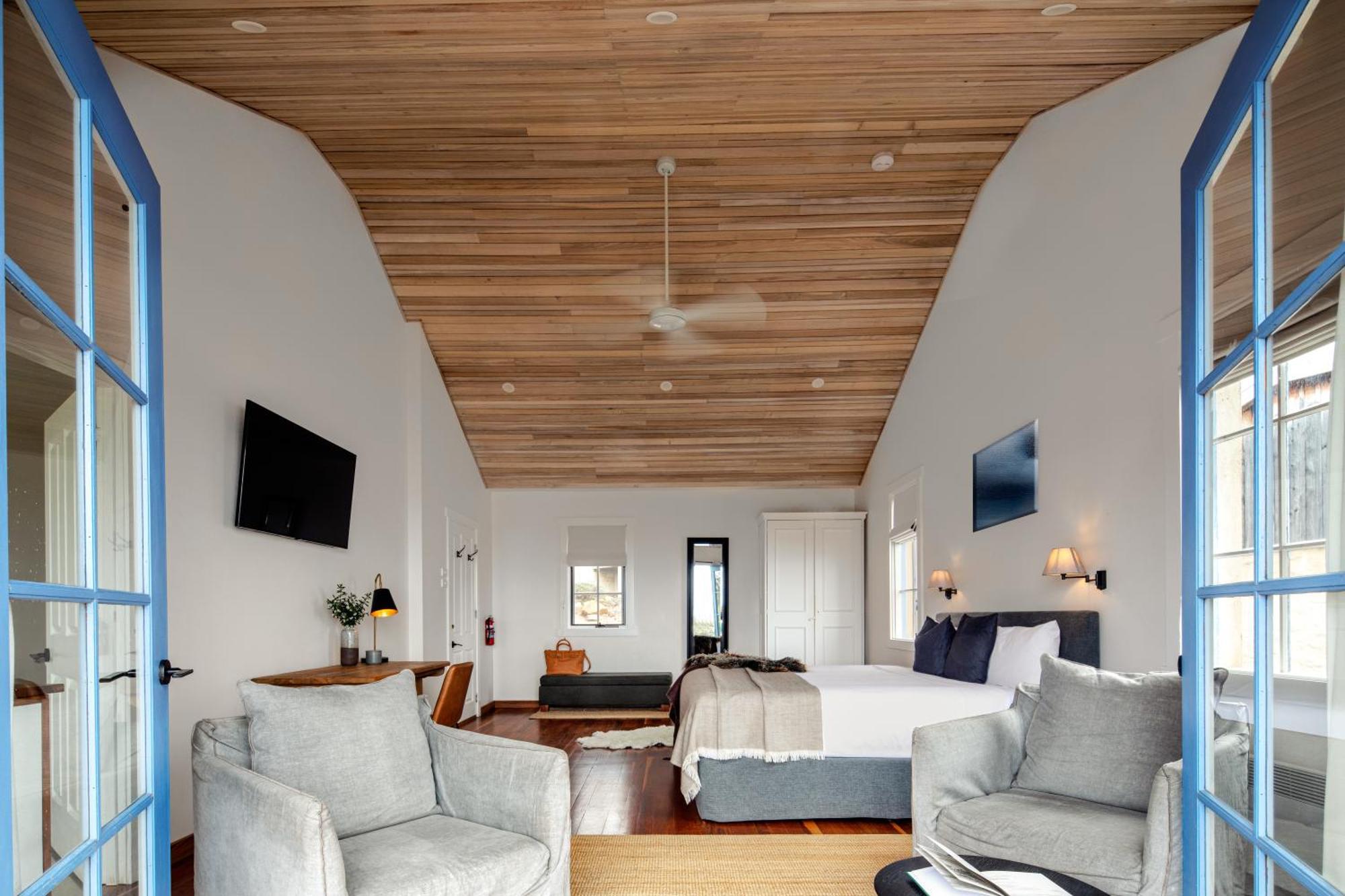 Piermont Retreat Swansea